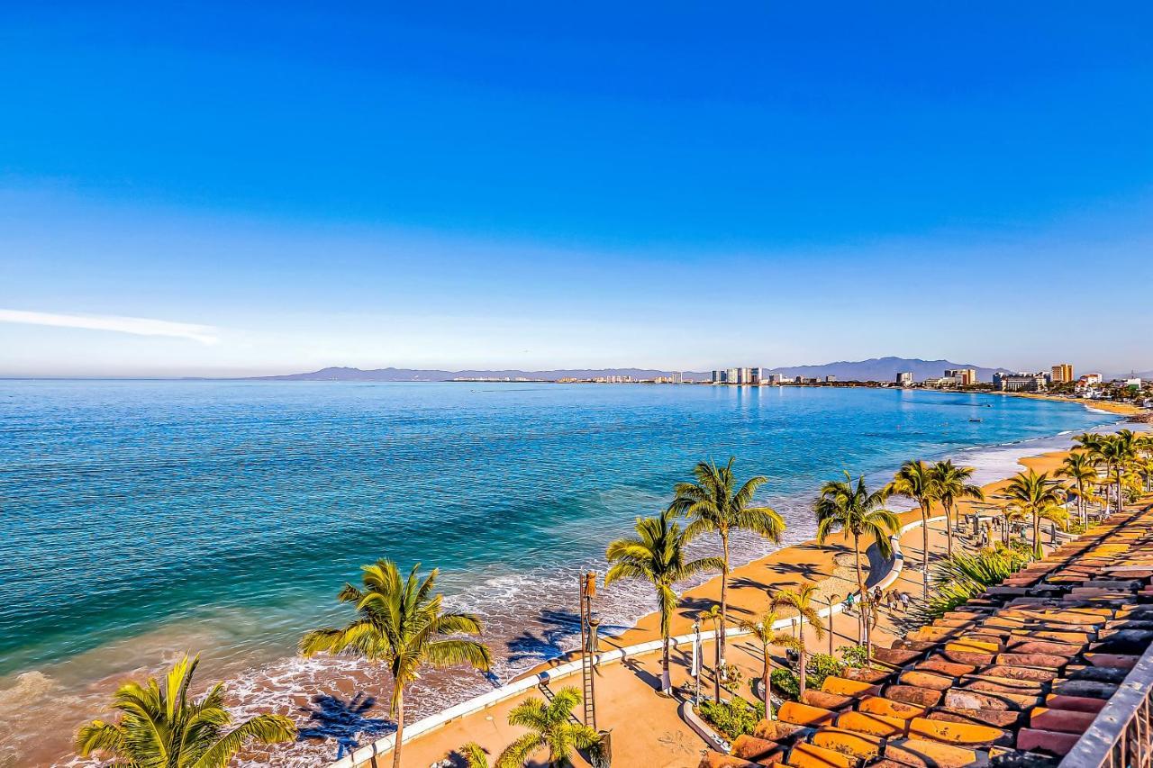 Malecon Beach Side Downtown Condo Puerto Vallarta Exterior foto